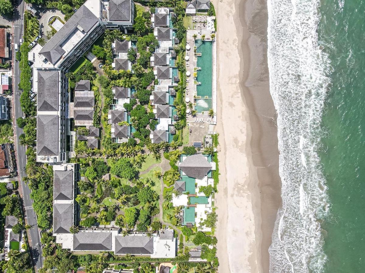 The Seminyak Beach Resort & Spa Экстерьер фото Aerial view of the resort