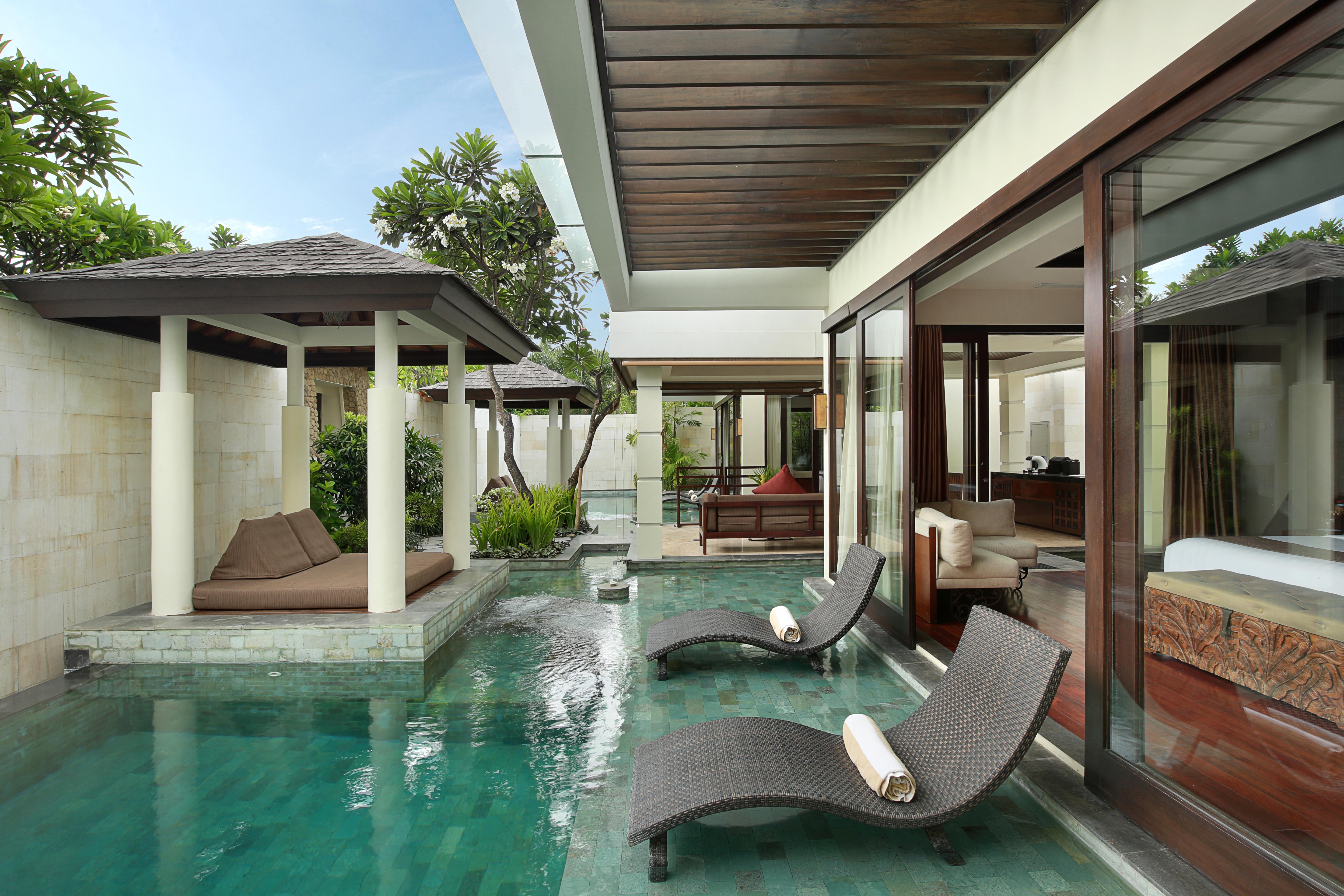 The Seminyak Beach Resort & Spa Экстерьер фото A pool villa at the resort